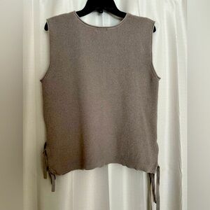 Time and Tru Taupe Sleeveless Knit Top w/ Side Ties – Size XXL (20)